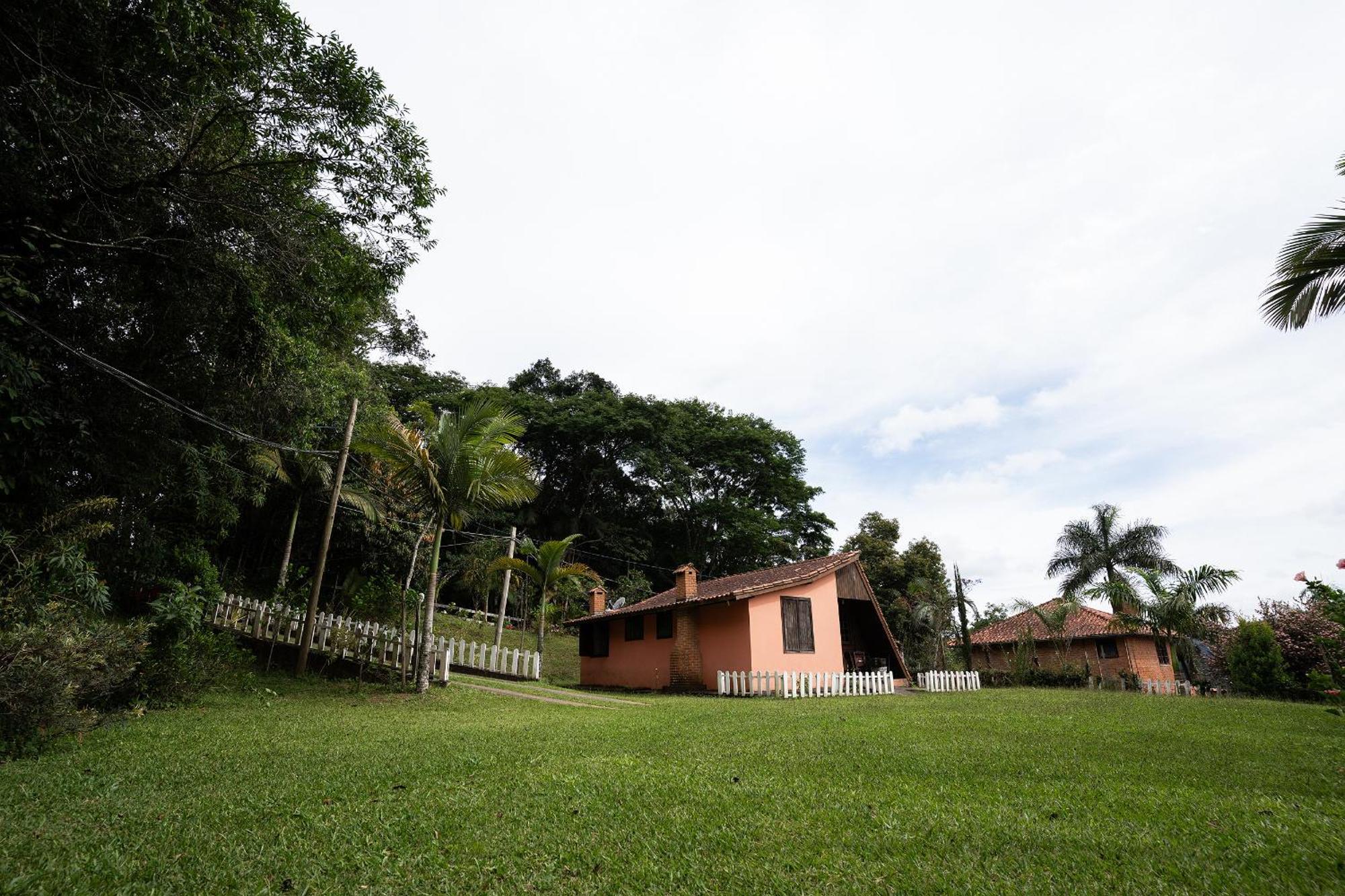 Hotel Alpha Ville Chales Conceição da Ibitipoca Buitenkant foto